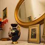 Couette-café Antico Borgo Teresiano 4*