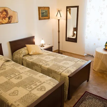 Antico Borgo Teresiano * Trieste