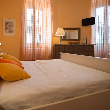 Oda ve Kahvaltı Antico Borgo Teresiano