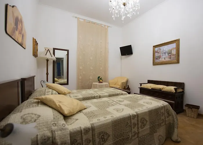 Antico Borgo Teresiano Couette-café 4*